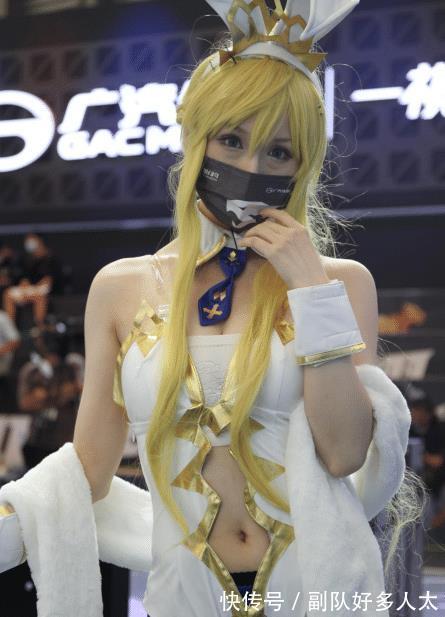 showgirl|2021CJ逛展第三日：ChinaJoy最美COS？看完我都流鼻血了