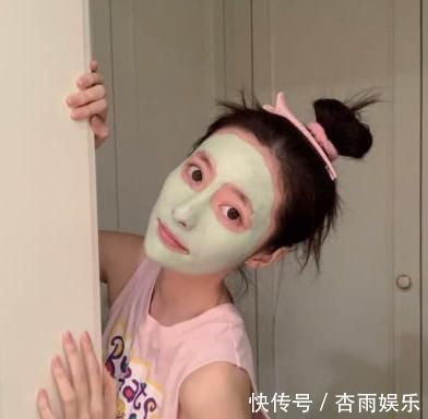 动作|女孩如果不想“皮肤变差”,睡醒常做这3动作,素颜比化妆更惊艳