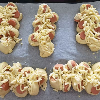 火腿肠芝士面包