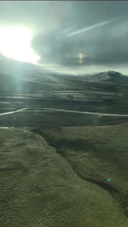 坐着火车去拉萨?去过的人告诉你,不准备就去只会白白浪费钱!