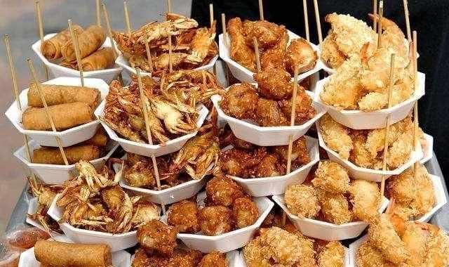 绿色食物|出现三种信号，可能是肝硬化上门，四种食物尽量戒掉吧，很伤肝！