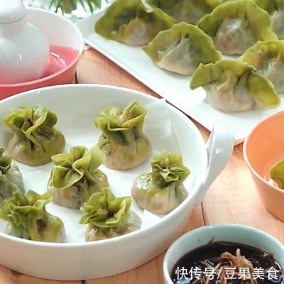 色香味俱全的翡翠菠菜素饺子，这个冬至必不可少