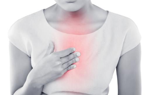 淋巴结肿大|食管癌的“4大症状”，使其成为医生认为“最痛苦”的癌症