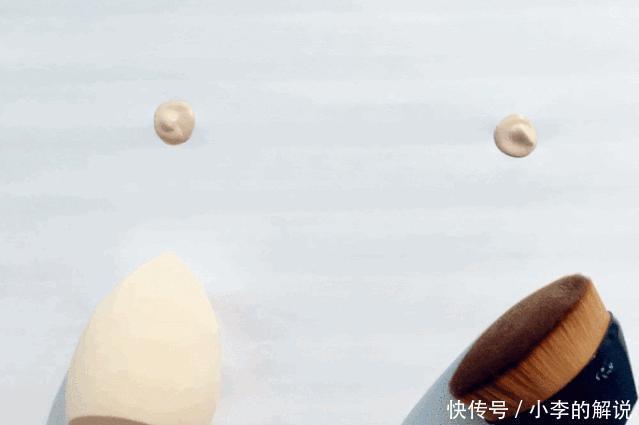 明星们丢弃“美妆蛋”改用“粉底刷”,化妆师透漏原因太吃粉!