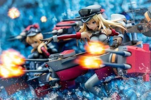 橱窗|熊孩子弹指间摧毁妹子手办,家长用一百元打发妹子,妹子:法庭见