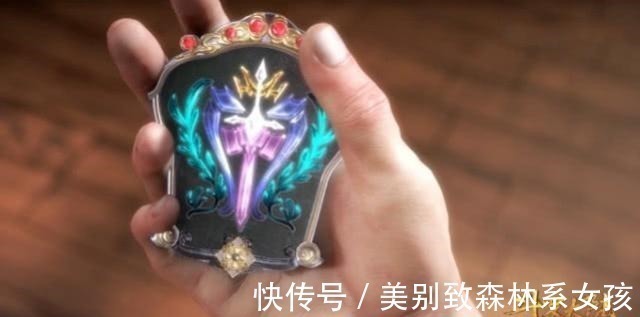 长老|斗罗大陆唐昊为何会有武魂殿长老令牌得知原因后,网友感动了