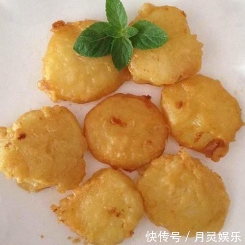 玉米淀粉|土豆这样做太香了,不炒不烤也不煎,个个都空心,出锅就抢着吃