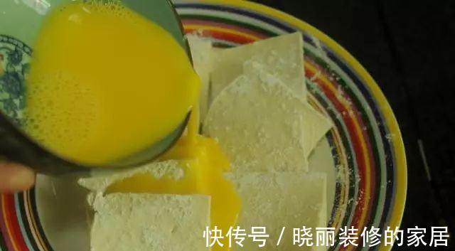 豆腐|煎豆腐时加点料,不粘锅、不费油,外焦里嫩,味道格外好