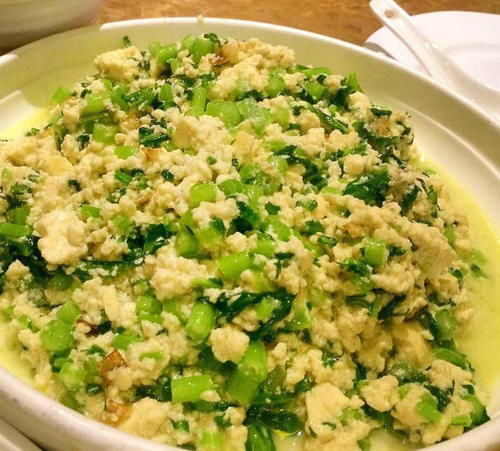  小炒|美食优选：椒香生态兔，萝卜樱子小豆腐，蟹味豆腐，荷塘小炒的做法