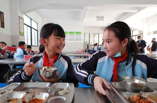 午餐|营养午餐助力学生健康