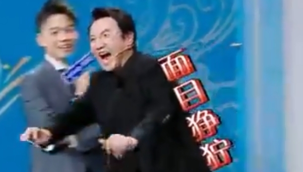 沈腾baby表演，舞台意外却逗笑观众，这个自带笑点男人不是吹的！