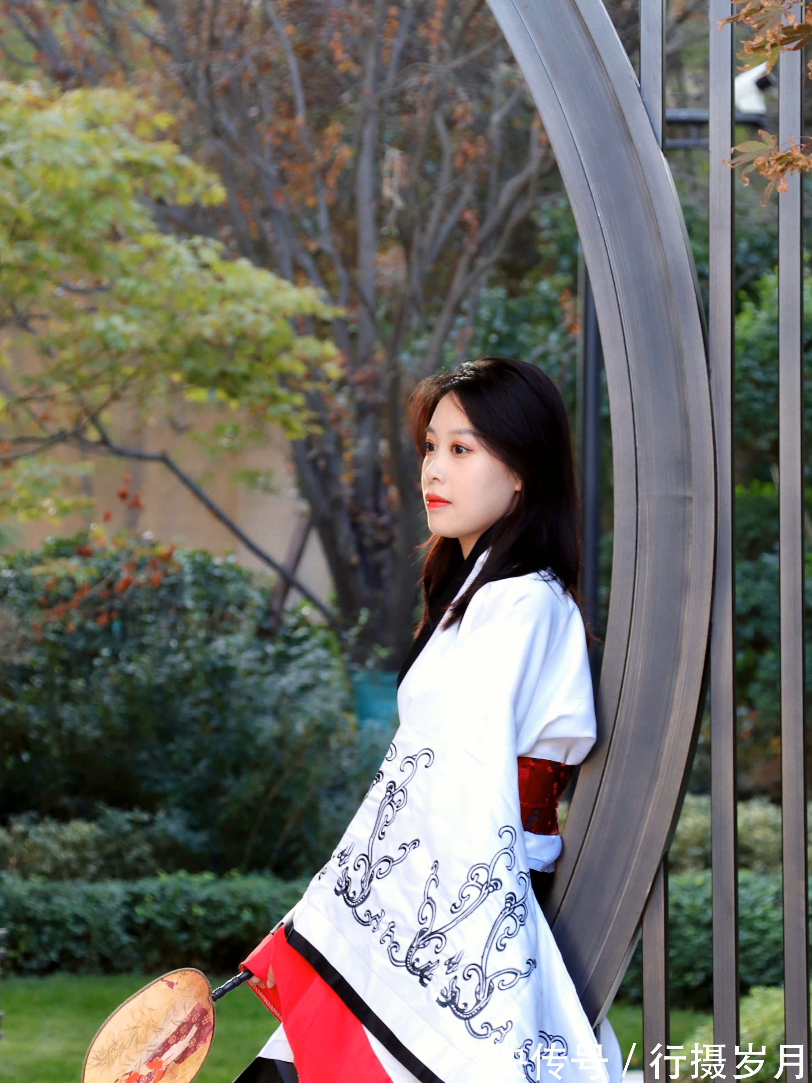 小溪$春风十里,不如遇见你!