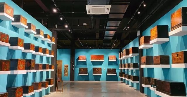 男子|让国人汗颜!美国男子在中国收集10万件古董,开了个博物馆