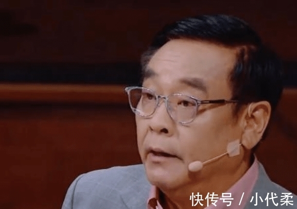 杨志刚|太硬核！杨志刚被尔冬升点评后淘汰，扭头就在公司新戏中随意挑了个角色