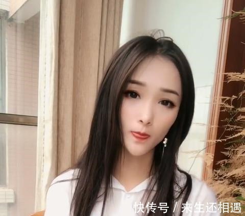 头发|美女的头发是打了发蜡吗看起来怪怪的!