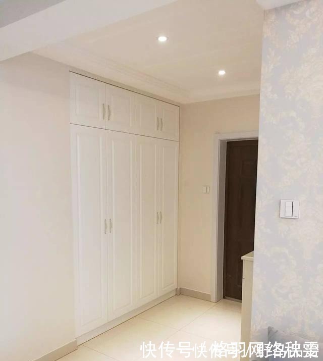 新房|晒晒同事家新房, 干净大气, 还是头一次见把冰箱放在这里的