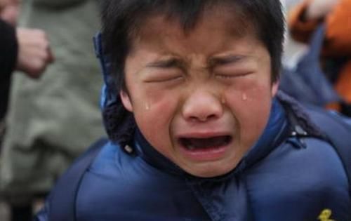 巴掌|妈妈一巴掌,8岁女儿没了!再生气,孩子这几个部位也不能打