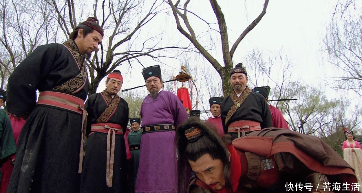 为啥|王进林冲都得罪了高俅,为啥林冲惨遭追杀?陆虞侯一句话揭示真相