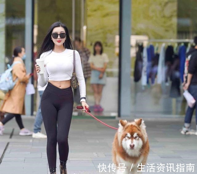 穿搭 清雅悠然的打底裤穿搭很有时尚感,展示时尚风情,成熟魅力!