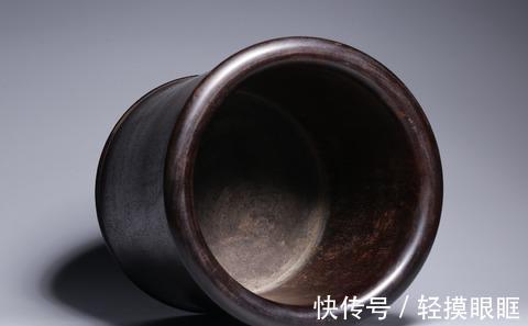 典雅&清代,紫檀素面笔筒