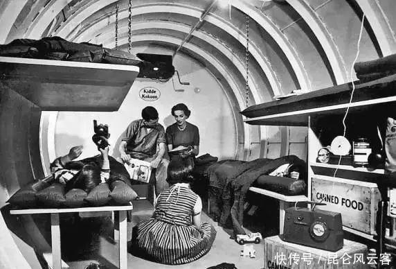 修建地下|原子弹爆炸时，瞬间跳入水中能活下来？长崎核爆幸存少女给出答案