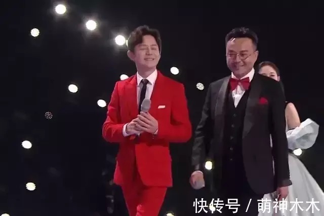 湖南台新主持跨年亮相即翻车，找不到镜头不会接话，何炅都带不动