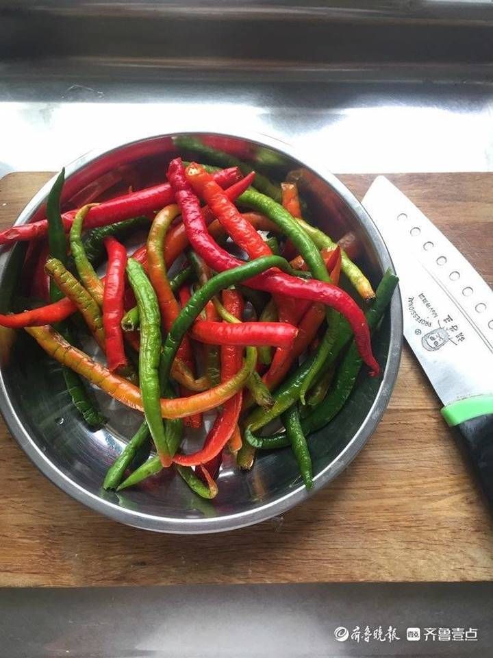 美好时光|壹粉食堂|鲜辣开胃超下饭!家庭版自制剁椒这样做,来试一下吧