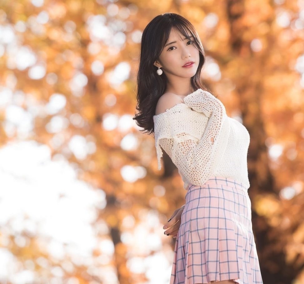 美女写真:小姐姐们凹凸有致的好身材,白皙的肌肤,十分甜美可爱