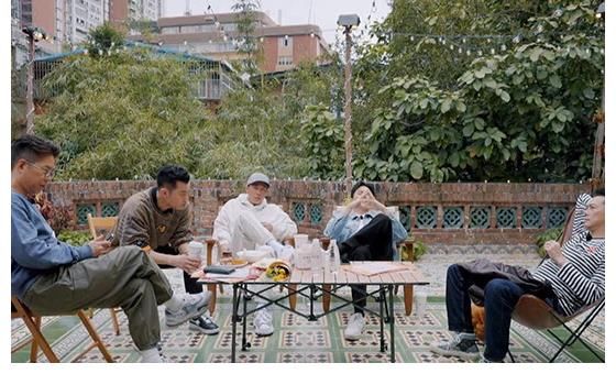 《大湾仔的夜》陈小春硬核回应采儿却秒怂，喊话只看兄弟直冒酸气