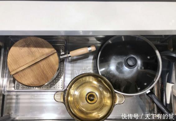 朋友|房子住了4年，厨房却依然如新！多亏橱柜这么设计！朋友都羡慕！