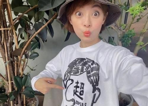 邓超自曝不会手机支付,“大龄儿童”人设过头?心疼孙俪养仨孩子