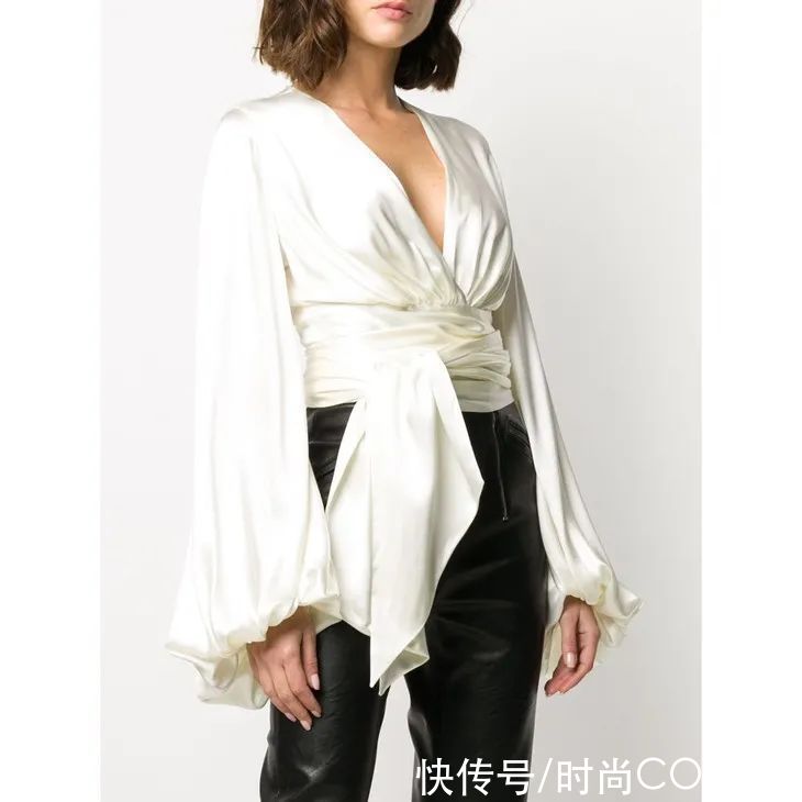 s这么大规模的撞衫，好久不见