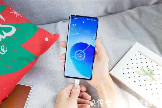 s22|65W到底有多便利?S22或将搭载,Reno6 Pro+用实力演绎国产速度