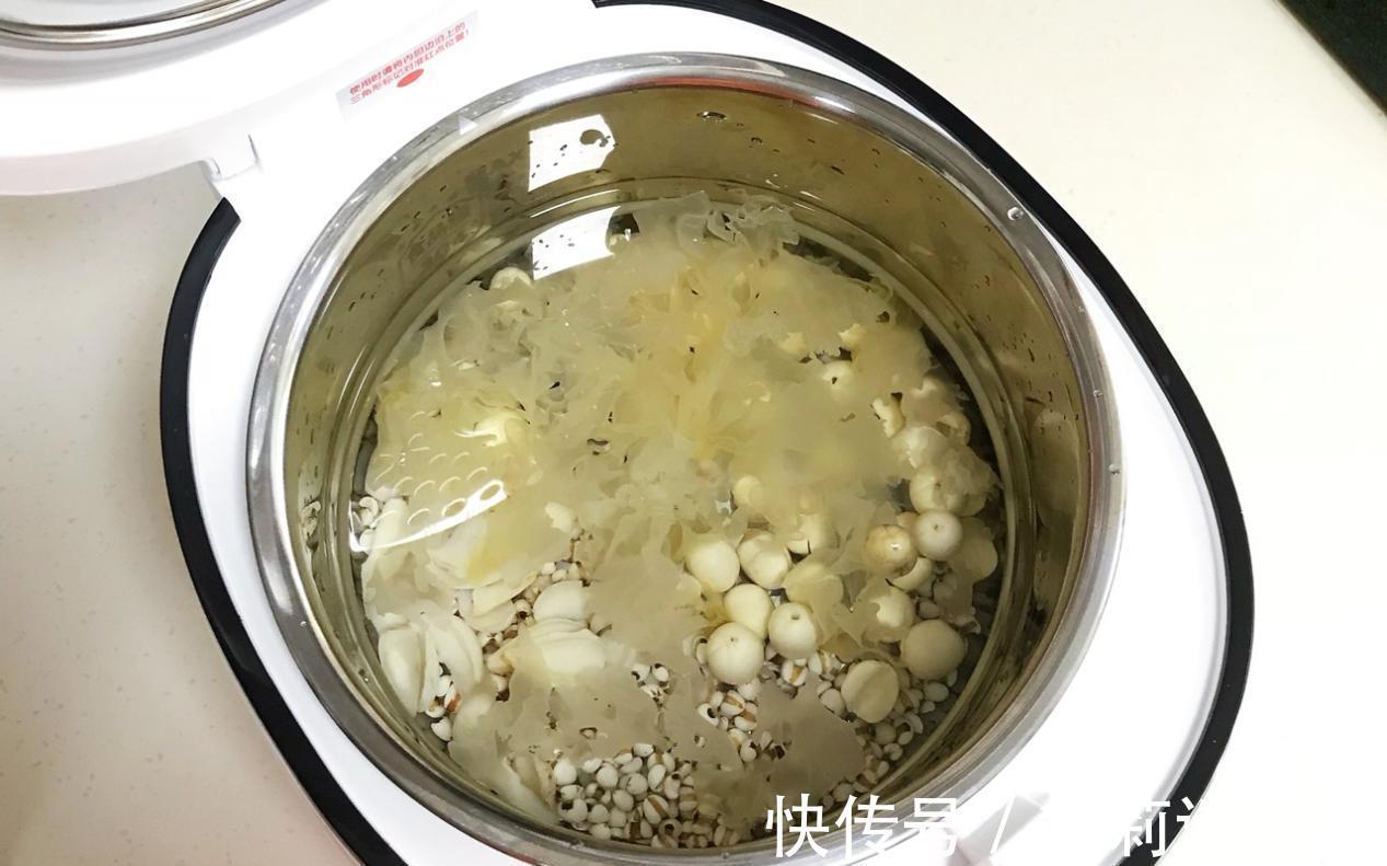 薏米|入秋后,多给家人喝这个五果汤,营养滋补,做法简单