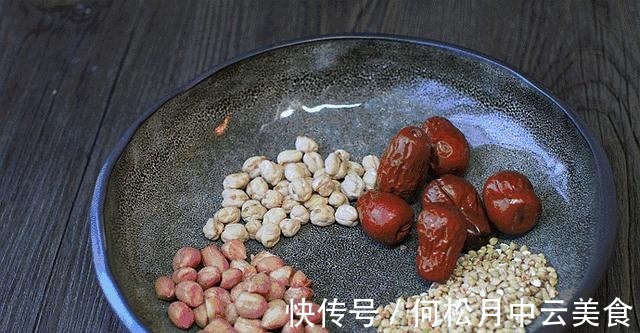 红枣发糕|这2个时间吃红枣,等于吃“毒药”,我也才知道,爱吃枣的要牢记!