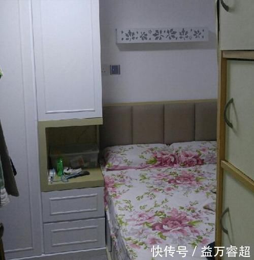 卧室|一家四口住房,百万“豪宅”仅35㎡,进门就是卧室,太憋屈了