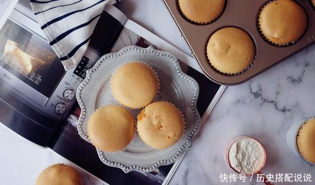 这蛋糕不回缩不开裂,细腻松软,蛋香浓郁,4种食材就可以做出来