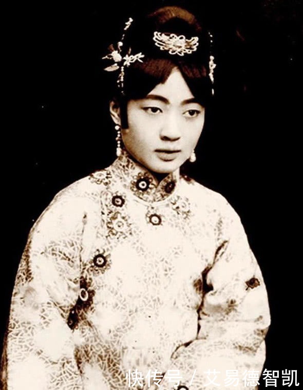 惊艳|清代末期皇后婉容,长相有多美?看完后让人惊艳,不输一线女星!