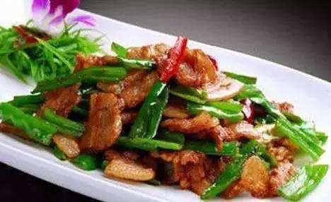 精选美食推荐榄菜蒸鱼，凉拌小白菜，酸辣脆爽萝卜的做法