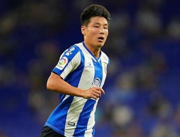 日本|李霄鹏公开采访!找到胜日本最佳方案,从1-0到2-0,争取“三杀”