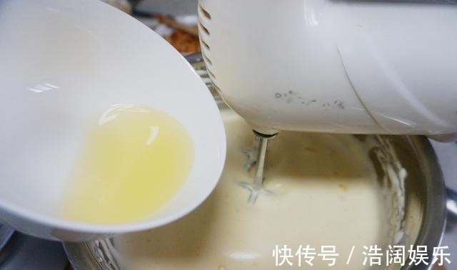 最简单的蛋糕做法，不用烤箱就能做，蓬松好吃不上火，一学就会