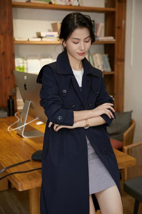 廓形 秋日的时尚穿搭，这些单品好搭时髦美翻天