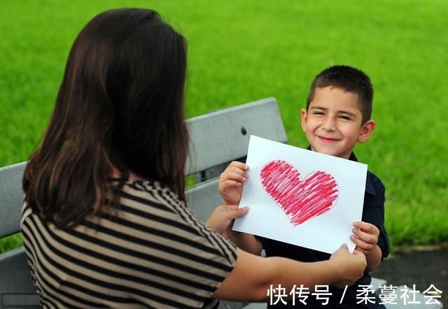 父母|想让孩子听得进去你说话,家长要做好这3点,做到要比说教更有用