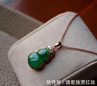 小孩儿@女神林志玲都在戴的翡翠葫芦,你喜欢哪一种