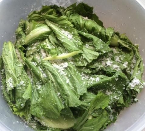  做菜|为何北方人做菜会放很多盐，他们在吃菜的时候就不觉得咸么？