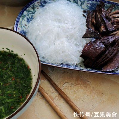 傣味|柠檬撒超简易傣味，一道能吃下三碗饭的神奇美食