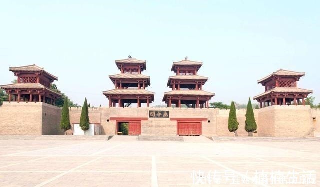 蔡州#韩愈五十岁写的一首诗,短短四句波澜壮阔,畅快淋漓!