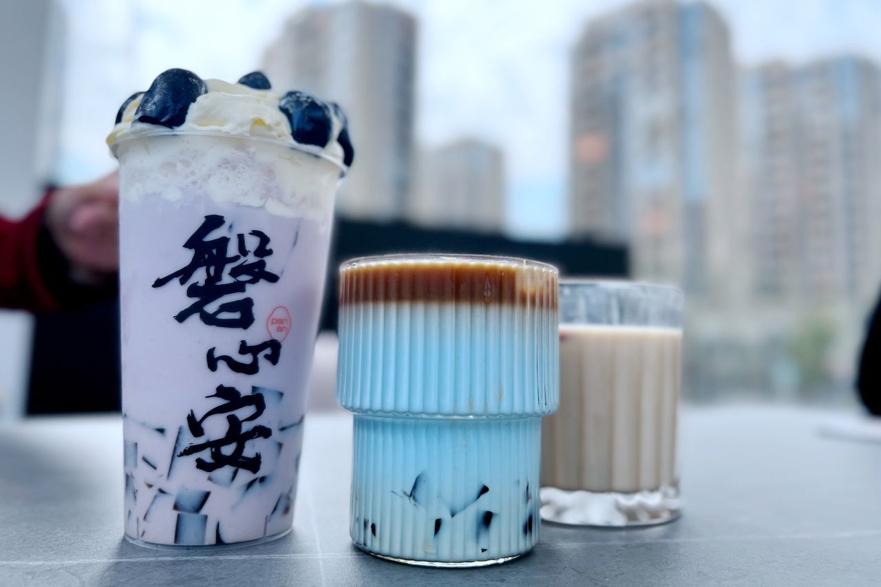 茶水|“中药材+奶茶” 时尚又养生