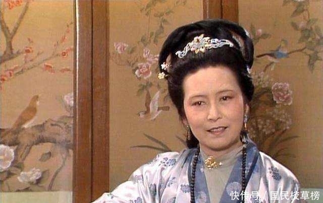 贾府|《红楼梦》:贾宝玉有三个妈;但最爱他的,并非王夫人!