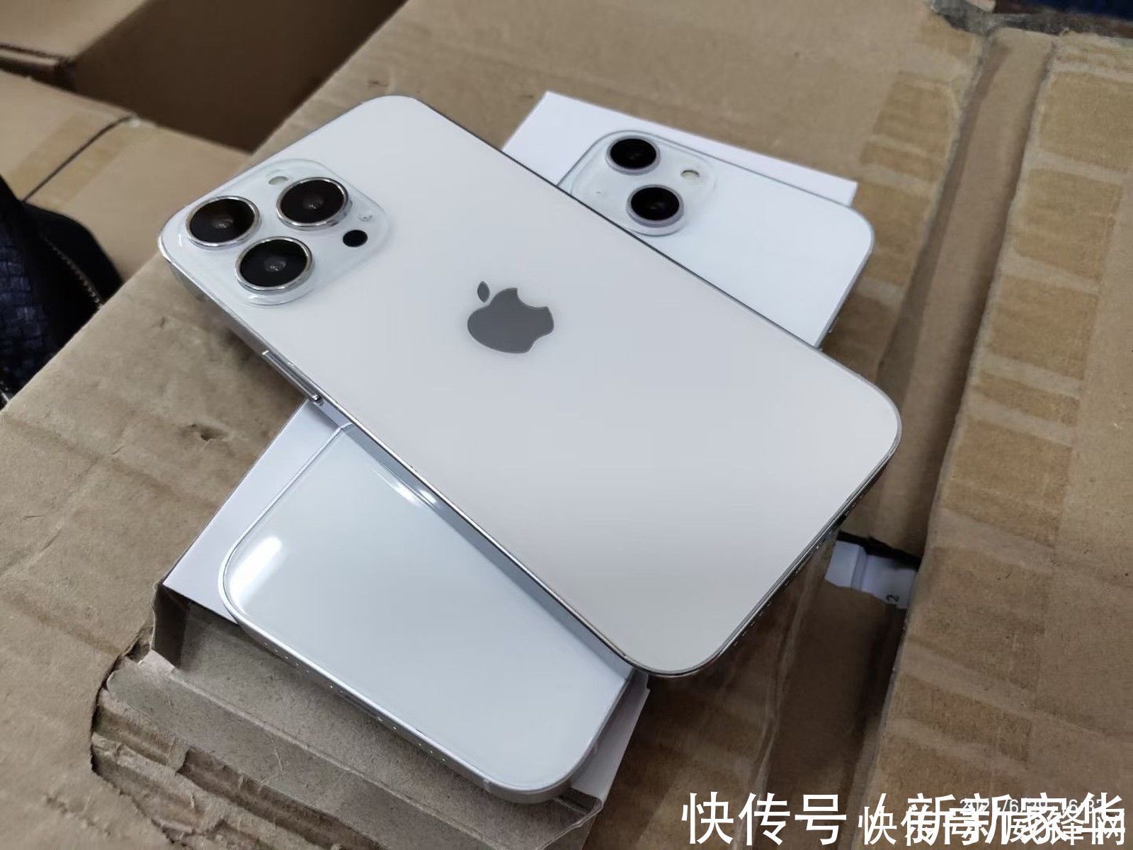 13机模|疑似iPhone 13机模再次曝光 新的双摄设计 「刘海」更小